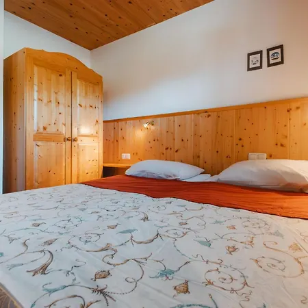 1 By Interhome Konigsleiten