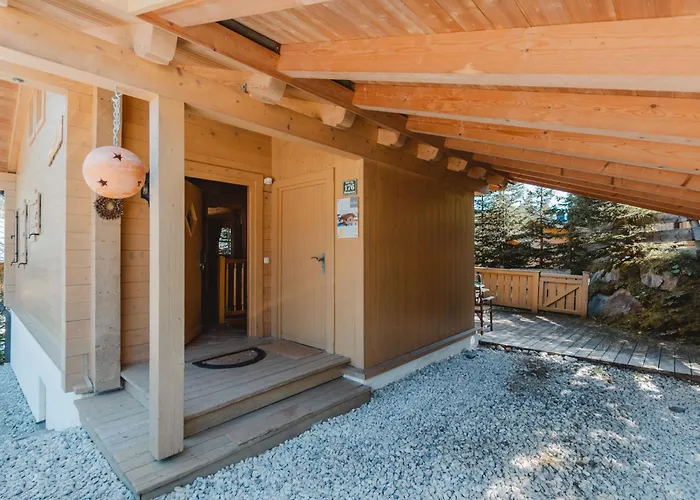 1 By Interhome Alpesi faház *